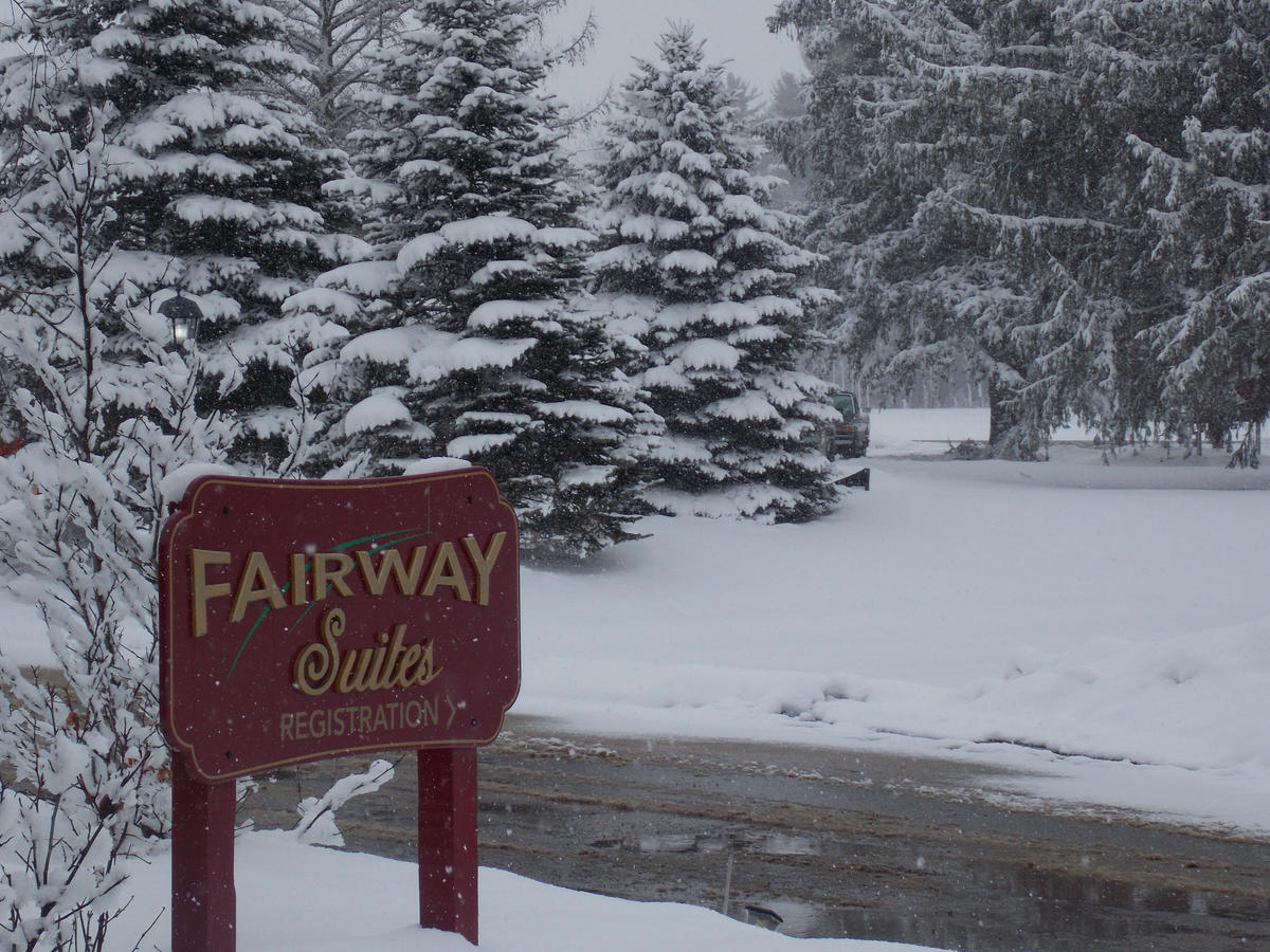 Fairway Suites At The Peak French Creek Buitenkant foto